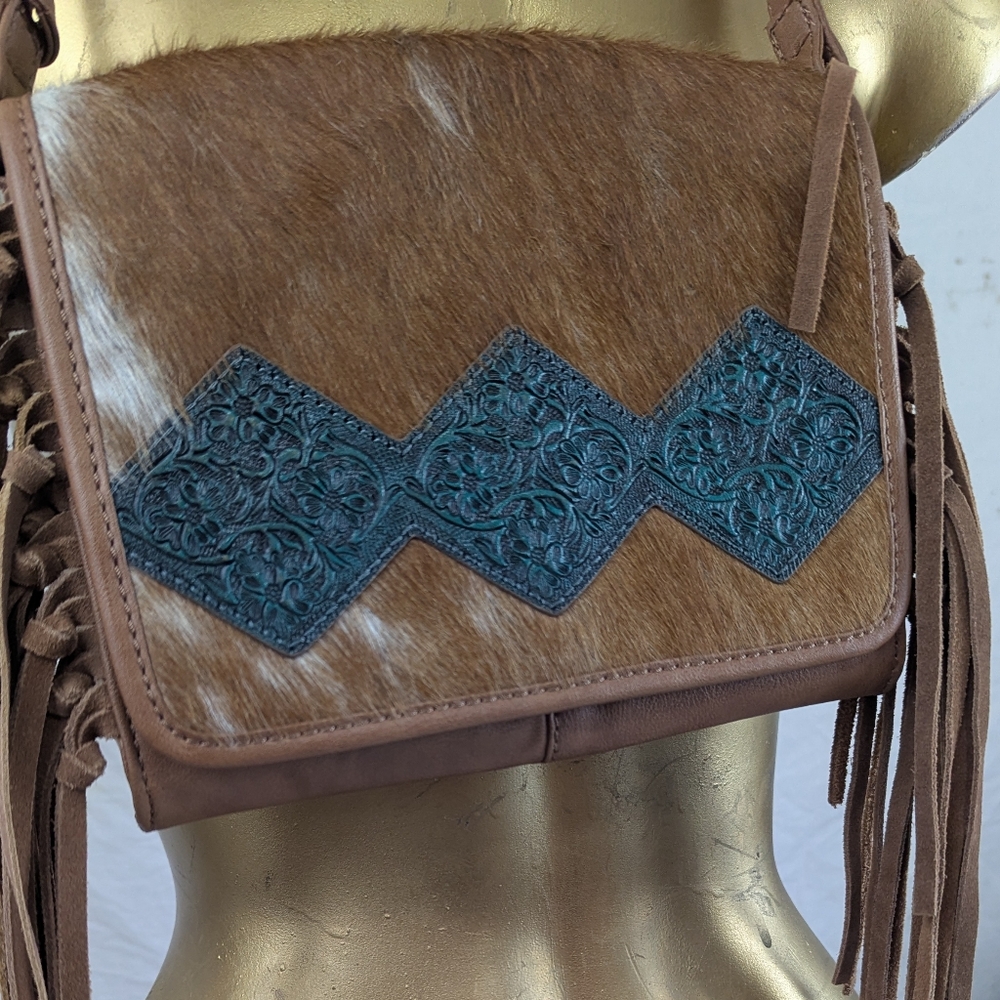 Shyanne Cowhide Crossbody with  Southwestern Flair With Fringx NWOT